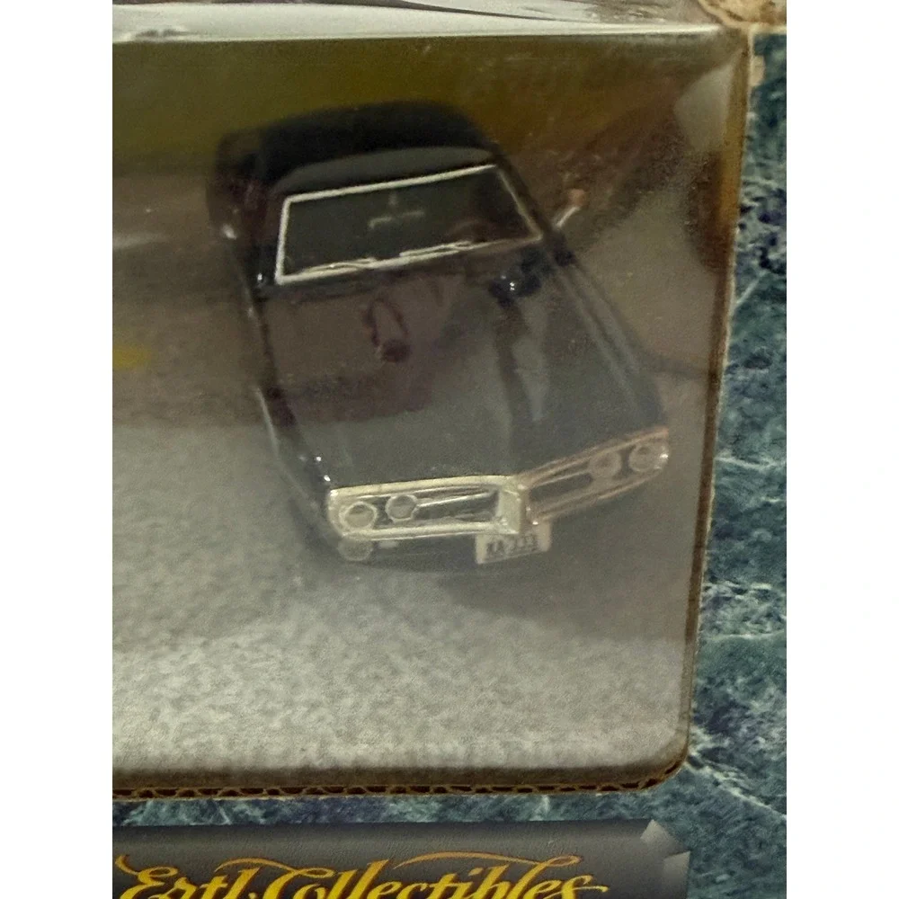 Ertl American Muscle Diecast Set Kids 1:43 Multicolor Class of 1967 32002